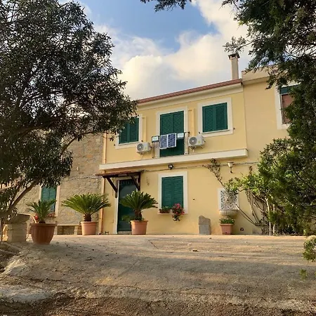 Azienda Agricola La Torre Landhaus Corleone